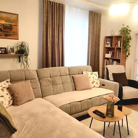Maja Apartman *