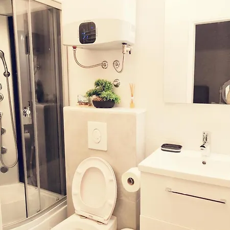Apartman Maja *