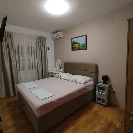 Apartment Maja
