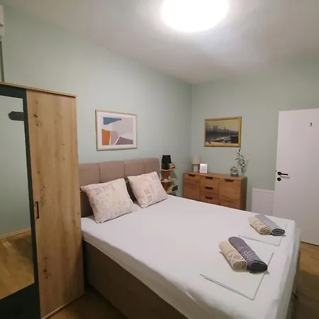 Maja Apartman *