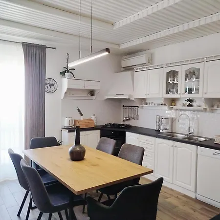 Maja Apartman